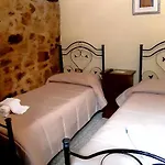 Il Castello Pensión Viggiano