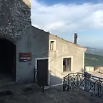 Il Castello 3*