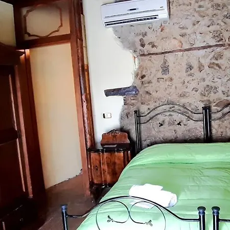 Guest house Il Castello Viggiano